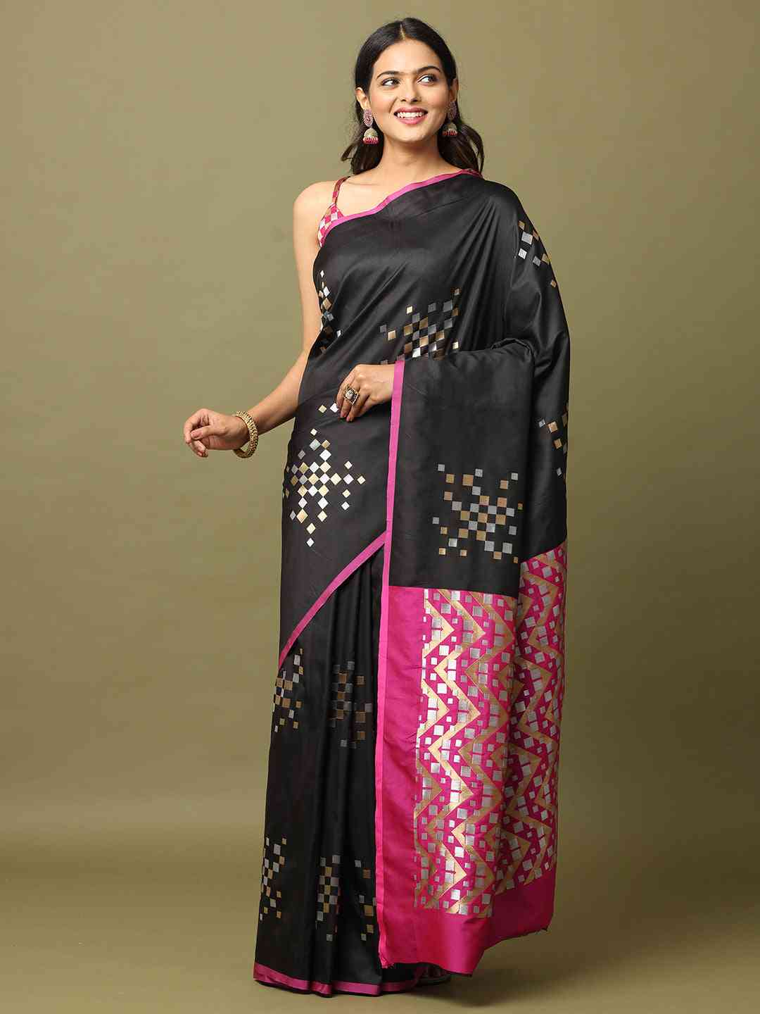 Black Banarasi Katan Silk Kanchi Zari Weaving Saree - Image 3