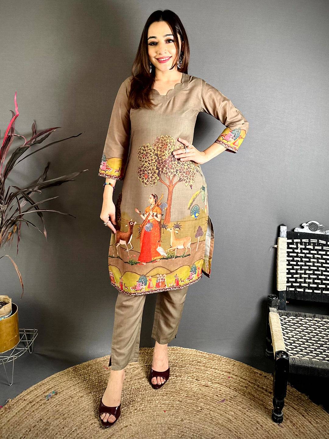 Classic Mughal Art V Scalup Kurti - Image 3