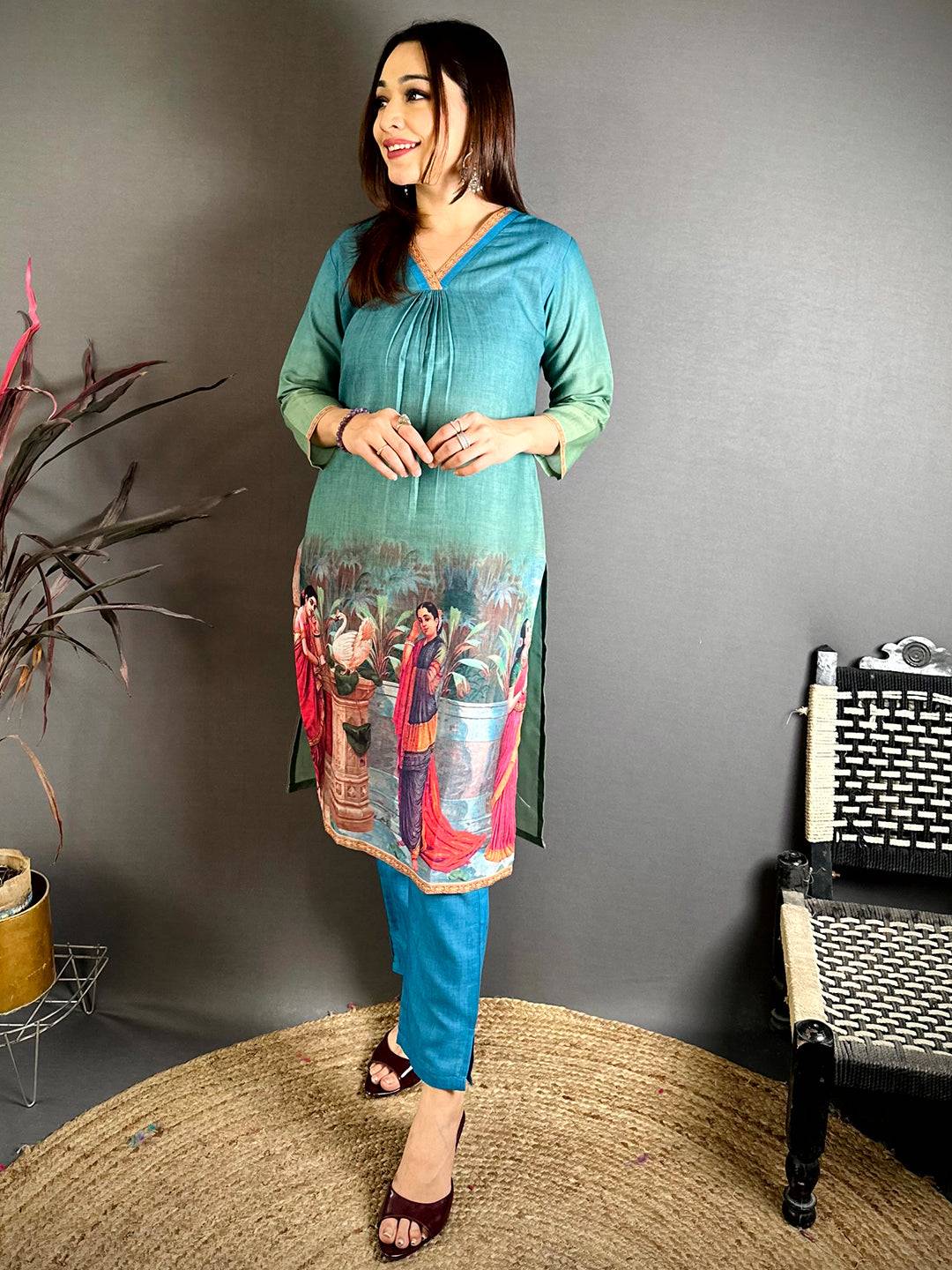 Elegant Painting Art V Neck Kurti - Image 3