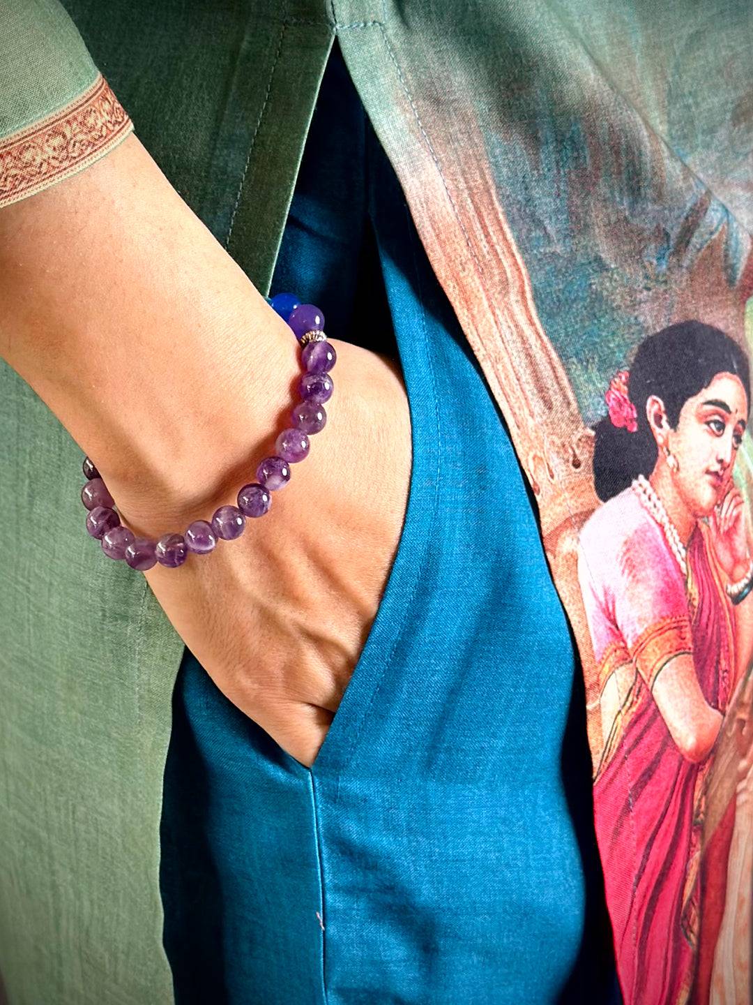 Elegant Painting Art V Neck Kurti - Image 5