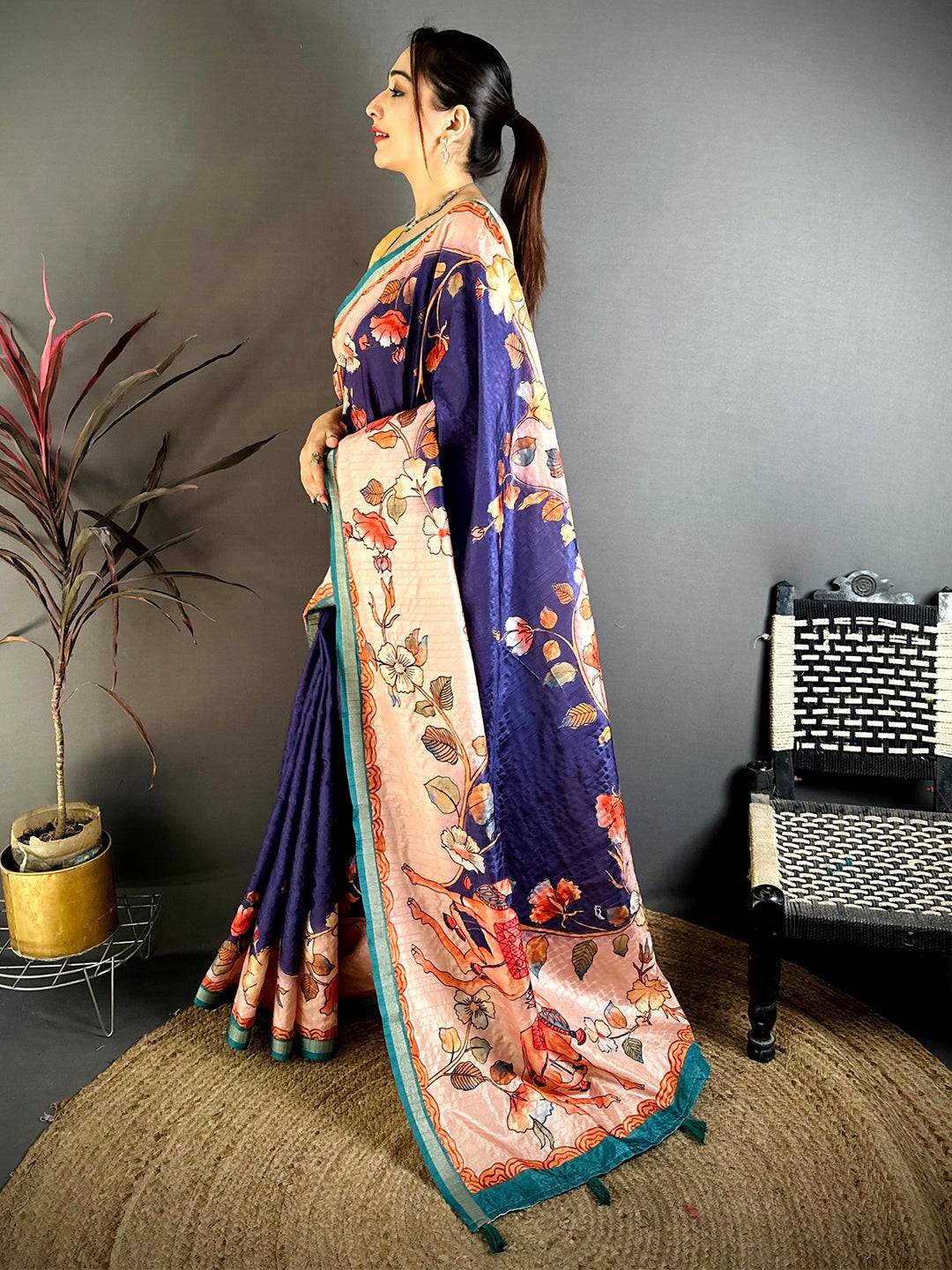 Opulent Kalamkari Art Print Saree - Image 3