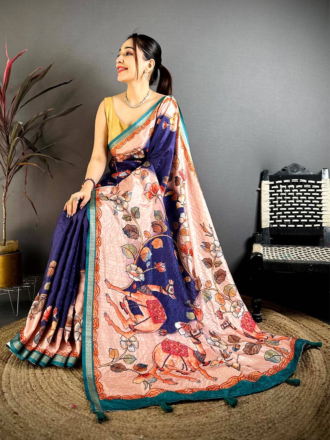 Opulent Kalamkari Art Print Saree - Image 4