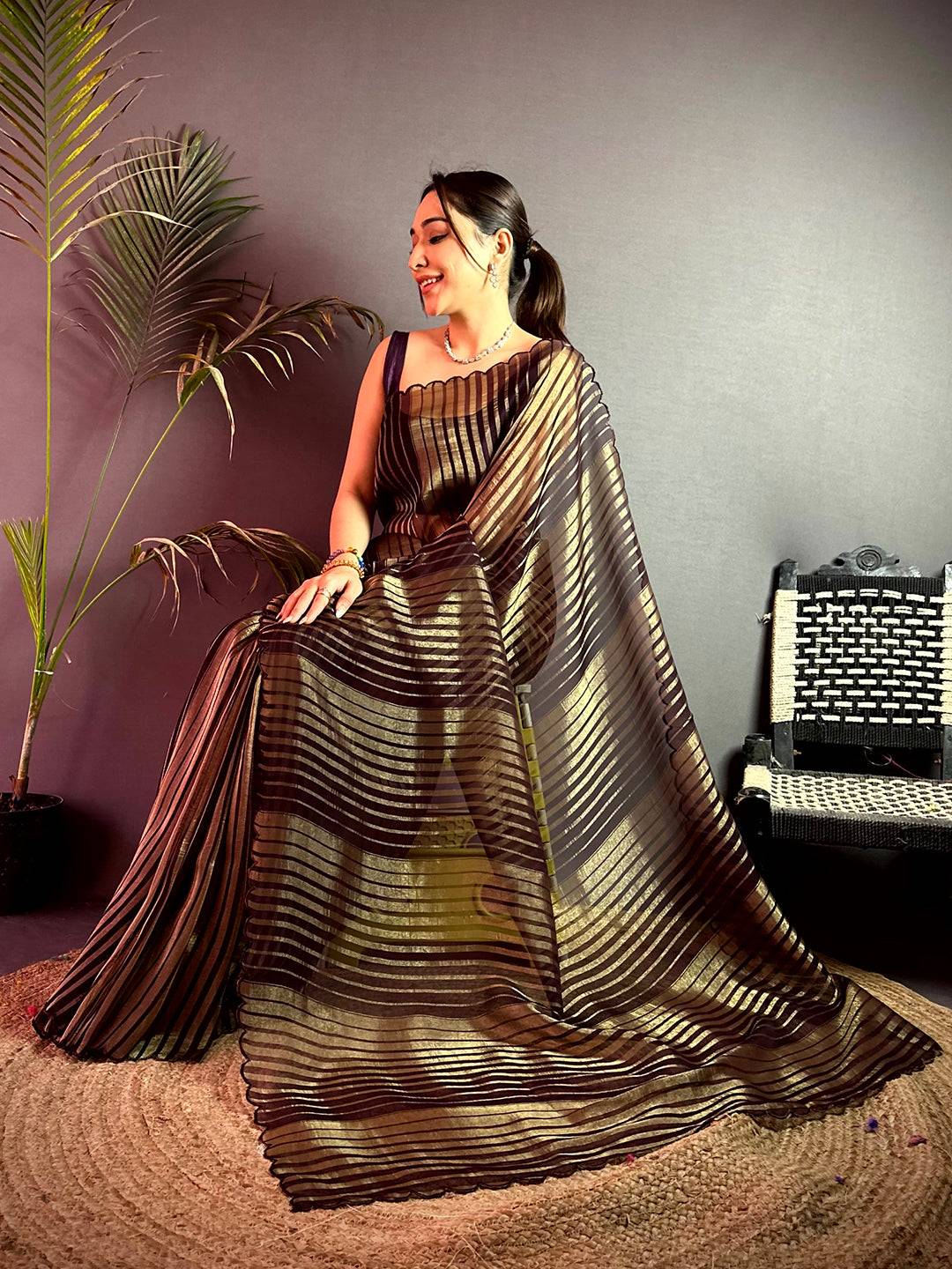 Radiant Gold Zari Striped Chiffon Saree - Image 4